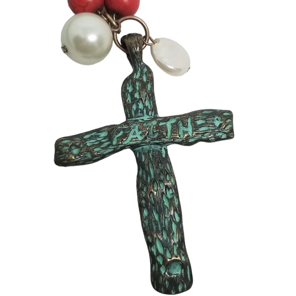 VINTAGE SOUTHWEST STYLE BLUE HOWLITE BEADED NECKLACE WITH FAITH CROSS PENDANT - Picture 5 of 8